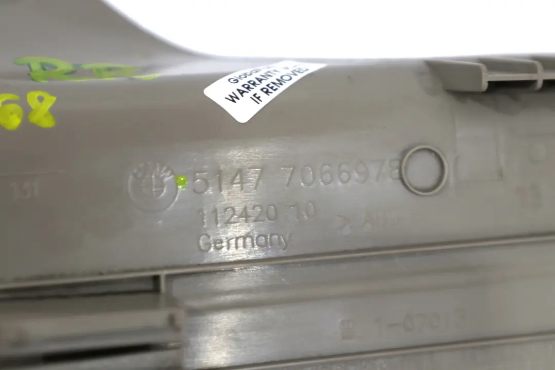 Bande de Couverture Entree Arriere Droite Beige pour BMW 1 Serie E87 E87N LCI à propos du numéro de pièce 7066978 BMW 1 Serie E87 E87N LCI Bande de Couverture Entree Arriere Droite Beige - SKU 7121168 - Numéro de pièce 7066978