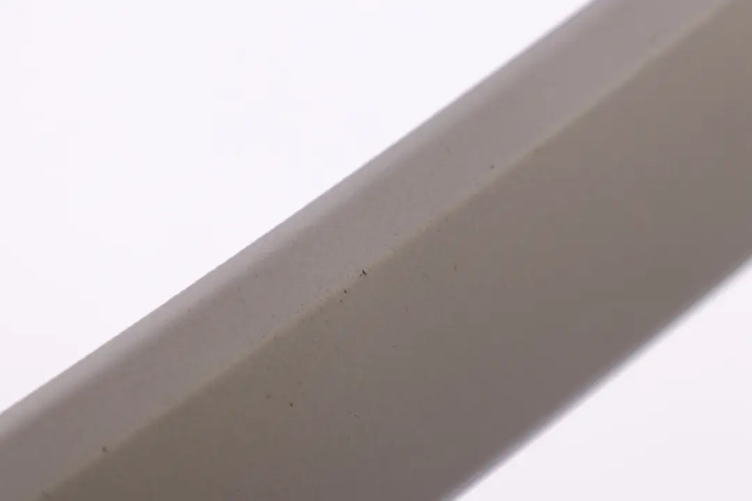 Bande décorative de porte avant gauche Titan 90 7121473 pour BMW 3 Series E90 E91 à propos du numéro de pièce 6970555 BMW 3 Series E90 E91 Bande décorative de porte avant gauche Titan 90 7121473 - SKU 7121473-1 - Numéro de pièce 6970555