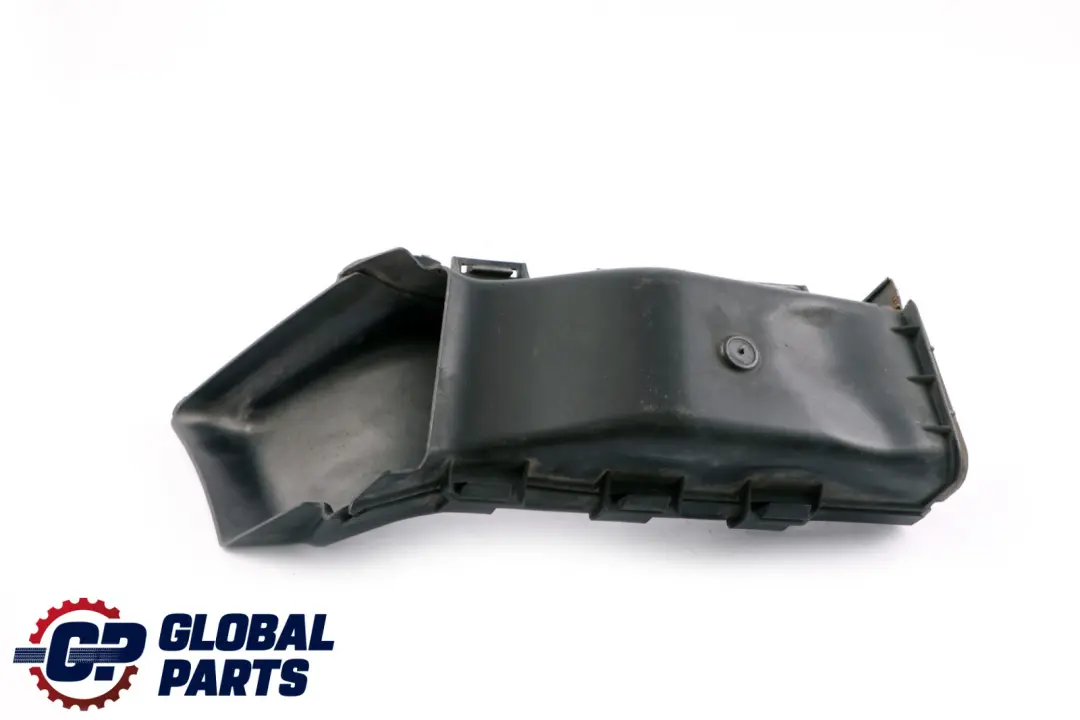 Paraurti anteriore destro Condotto aria freni per BMW E90 E91 con numero di parte 7121570 BMW E90 E91 Paraurti anteriore destro Condotto aria freni - SKU 7121570 - Numero di parte 7121570