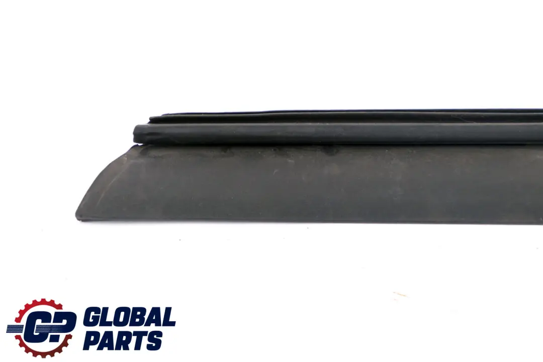 Junta Sellado Marco Del Techo Izquierda N/S para BMW Mini Cabrio R52 con número de pieza 7121575 BMW Mini Cabrio R52 Junta Sellado Marco Del Techo Izquierda N/S - SKU 7121575 - Número de pieza 7121575