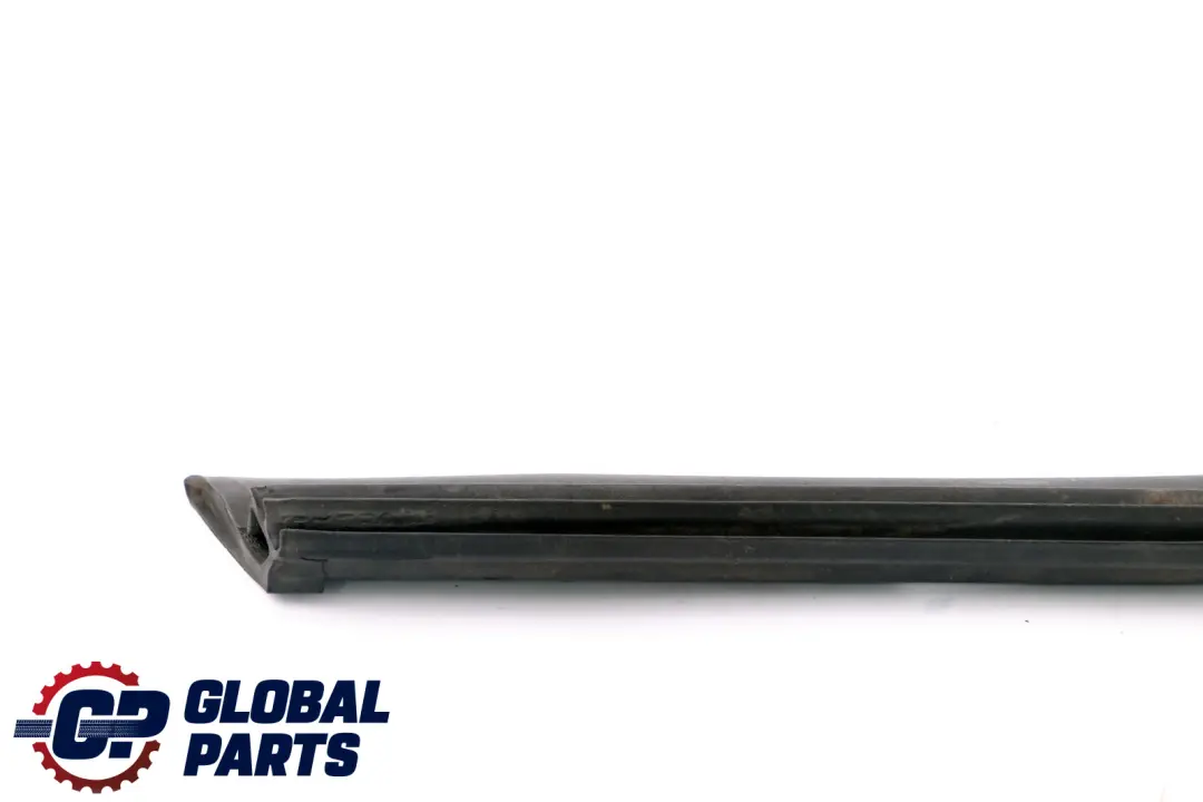 Junta De Estanqueidad Marco Del Techo Derecha O/S para Mini Cabrio R52 con número de pieza 7121576 Mini Cabrio R52 Junta De Estanqueidad Marco Del Techo Derecha O/S - SKU 7121576 - Número de pieza 7121576