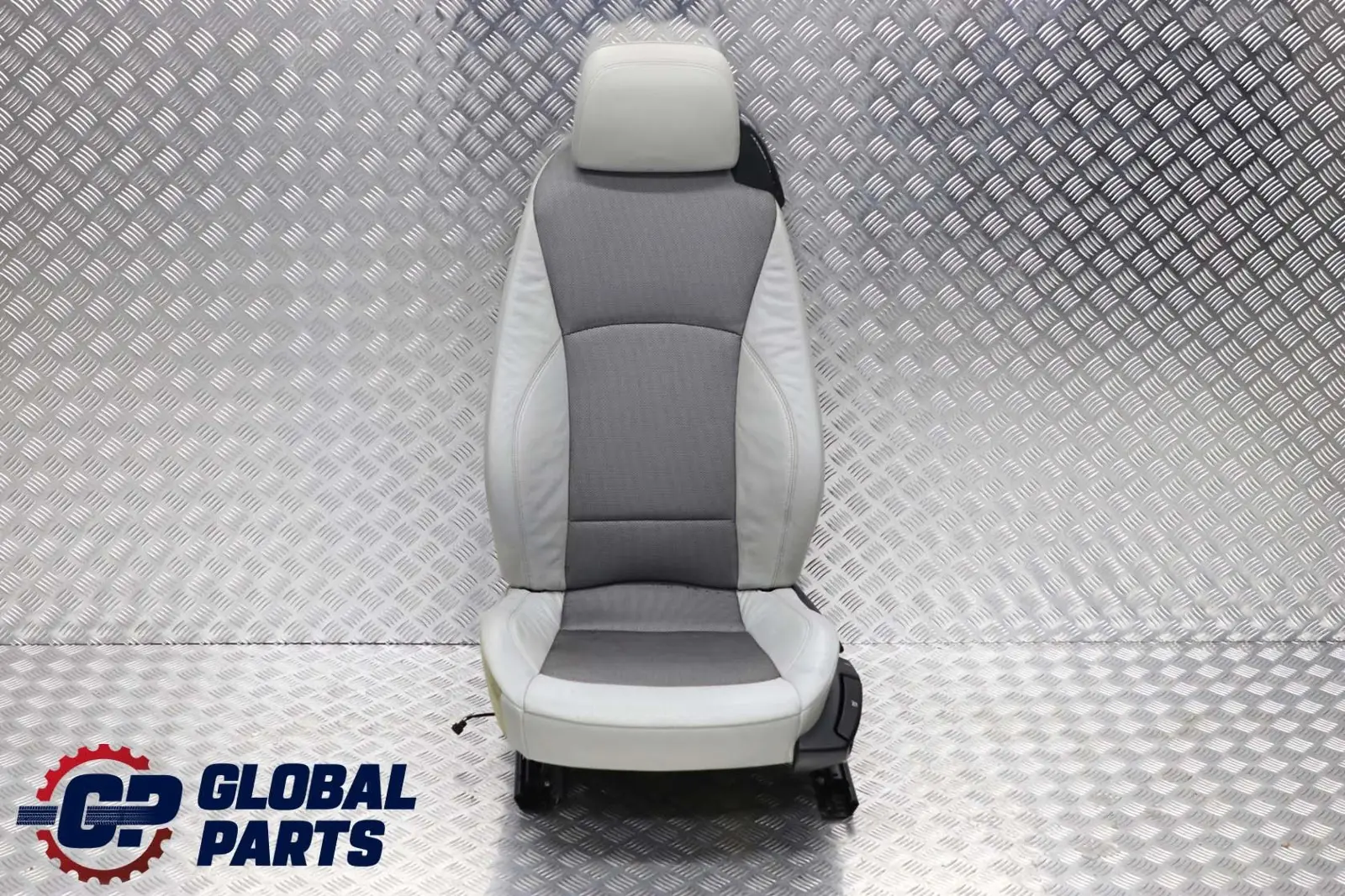 BMW Z4 E85 Cabrio Front Left N/S Cloth / Leather Active Sports / Perl Grey Seat