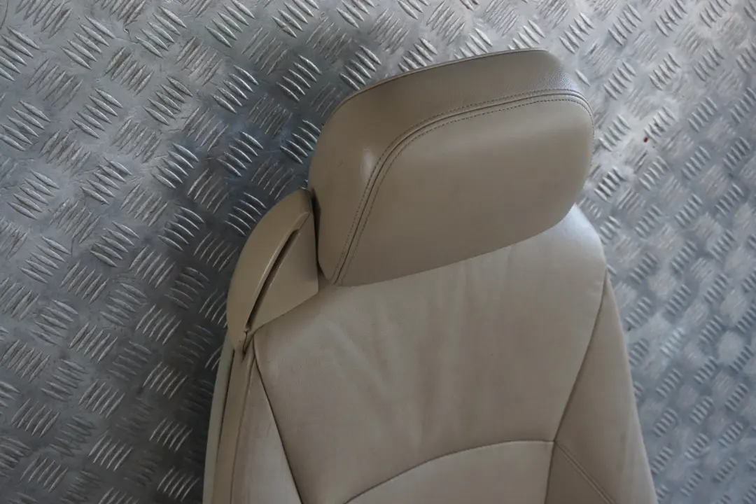 Heated Front Right O/S Beige Leather Driver Side Seat Memory to BMW Z4 Series E85 with Part number 7121712 BMW Z4 Series E85 Heated Front Right O/S Beige Leather Driver Side Seat Memory - SKU rhd-7121712 - Part number 7121712