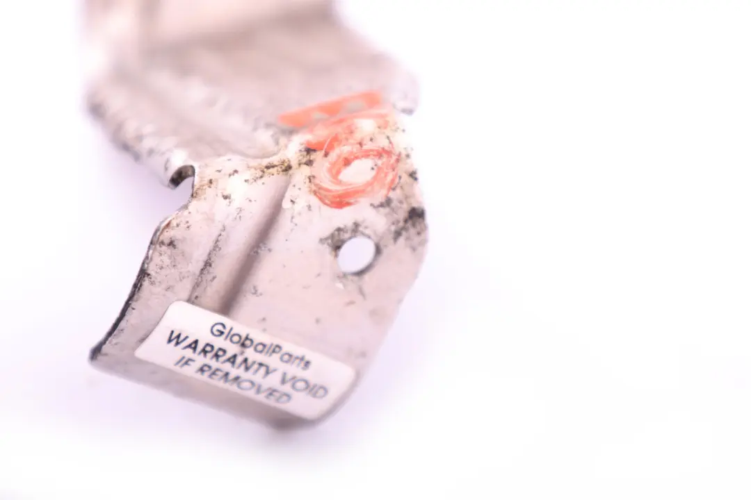 Uchwyt Osłony Środkowej Podwozia 7125441 do BMW E81 E87 E90 E91 E92 o numerze 7121718 BMW E81 E87 E90 E91 E92 Uchwyt Osłony Środkowej Podwozia 7125441 - SKU 7121718 - Numer Części 7121718