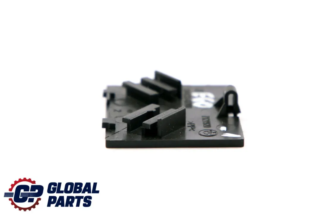 BMW E60 E60N E61 E61N LCI PIASTRA PORTAOGGETTI 7121920 - SKU 7121920-1 - Numero di parte 51167121920