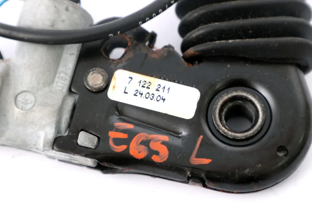 BMW E65 E66 Front Seat Lower Belt Tensioner Buckle Left N/S - SKU 7122211 - Part number 7122211