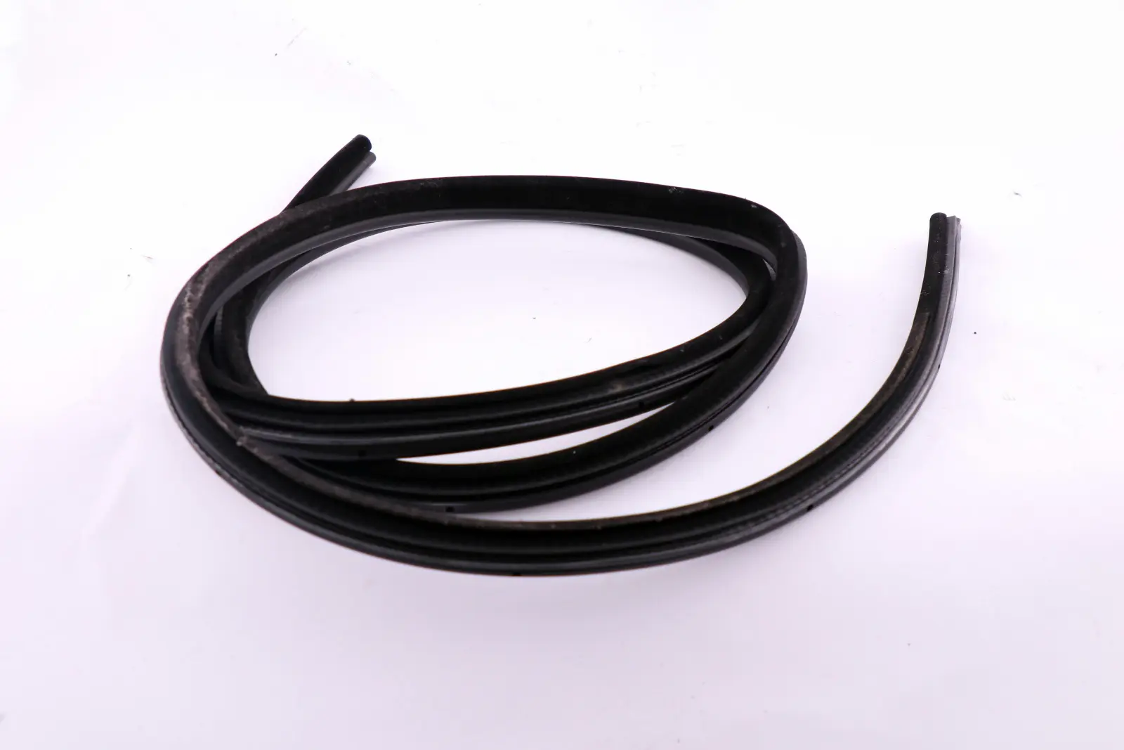 Door Seal BMW E60 E61 Front Edge Inner Protection Weather Strip Moulding 7122433