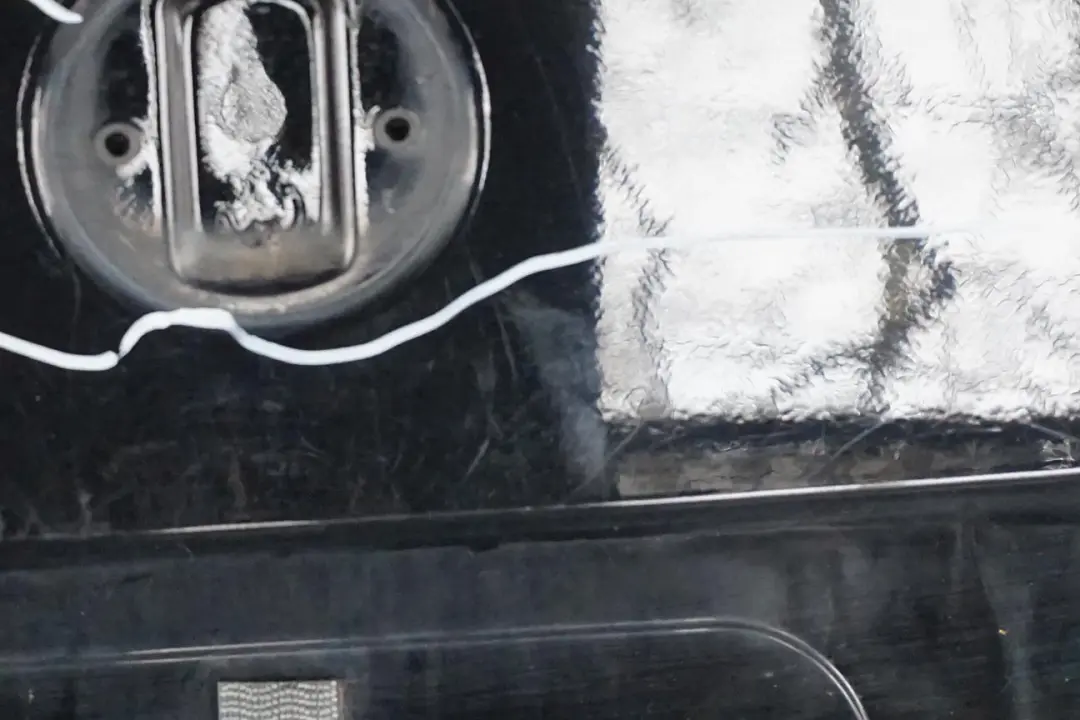 Trunk Boot Lid Tailgate Schwarz 2 Black - 668 to BMW 5 Series E60 with Part number 7122441 BMW 5 Series E60 Trunk Boot Lid Tailgate Schwarz 2 Black - 668 - SKU 7122441-SCH - Part number 7122441