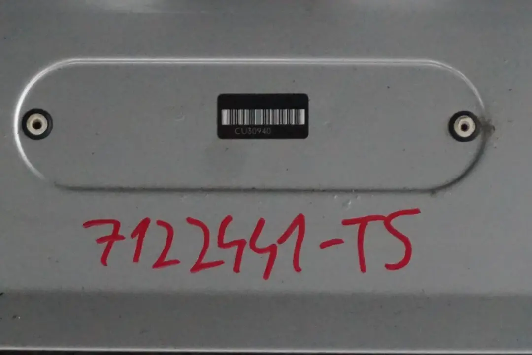 Trunk Boot Lid Tailgate Titansilber Silver Metallic - 354 to BMW 5 Series E60 with Part number 7122441 BMW 5 Series E60 Trunk Boot Lid Tailgate Titansilber Silver Metallic - 354 - SKU 7122441-TS - Part number 7122441