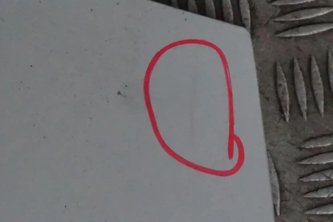 Klapa pokrywa bagażnika tył titansilber do BMW E60 o numerze 7122441 BMW E60 Klapa pokrywa bagażnika tył titansilber - SKU 7122441-TS - Numer Części 7122441