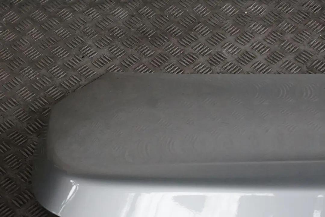 Klapa pokrywa bagażnika tył titansilber do BMW E60 o numerze 7122441 BMW E60 Klapa pokrywa bagażnika tył titansilber - SKU 7122441-TS - Numer Części 7122441