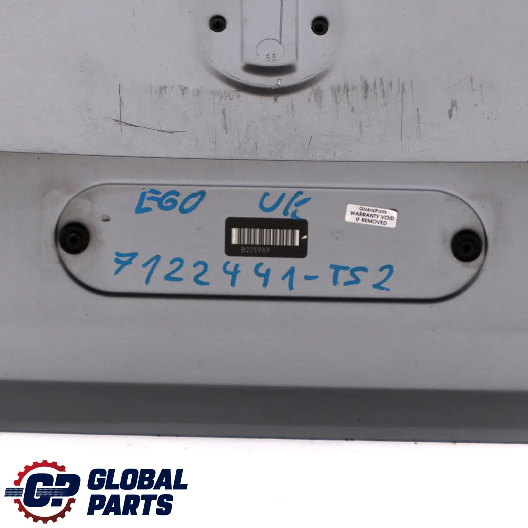 Trunk Boot Lid Tailgate Titansilber Silver Metallic - 354 to BMW 5 Series E60 2 with Part number 7122441 BMW 5 Series E60 2 Trunk Boot Lid Tailgate Titansilber Silver Metallic - 354 - SKU 7122441-TS2 - Part number 7122441