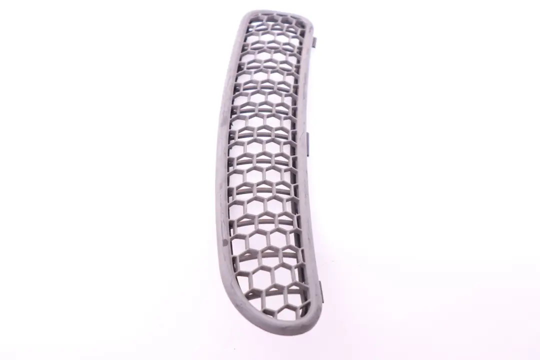 Grille Decorative a Gauche Noir avant Gauche pour Mini Cooper One R50 R53 à propos du numéro de pièce 7122505 Mini Cooper One R50 R53 Grille Decorative a Gauche Noir avant Gauche - SKU 7122505 - Numéro de pièce 7122505