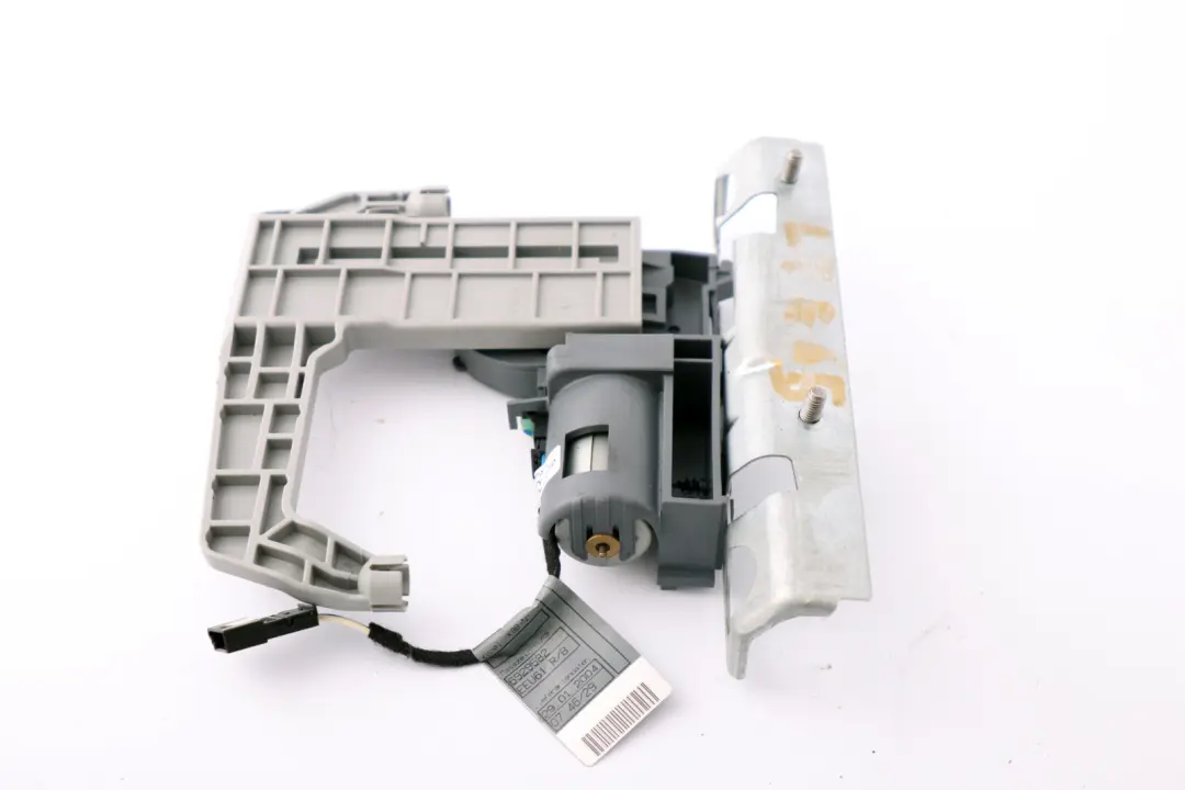 BMW 7 Serie E65 E66 E67 Actuateur Appui-Tete Le Siege Arriere - SKU 7123326 - Numéro de pièce 7123326