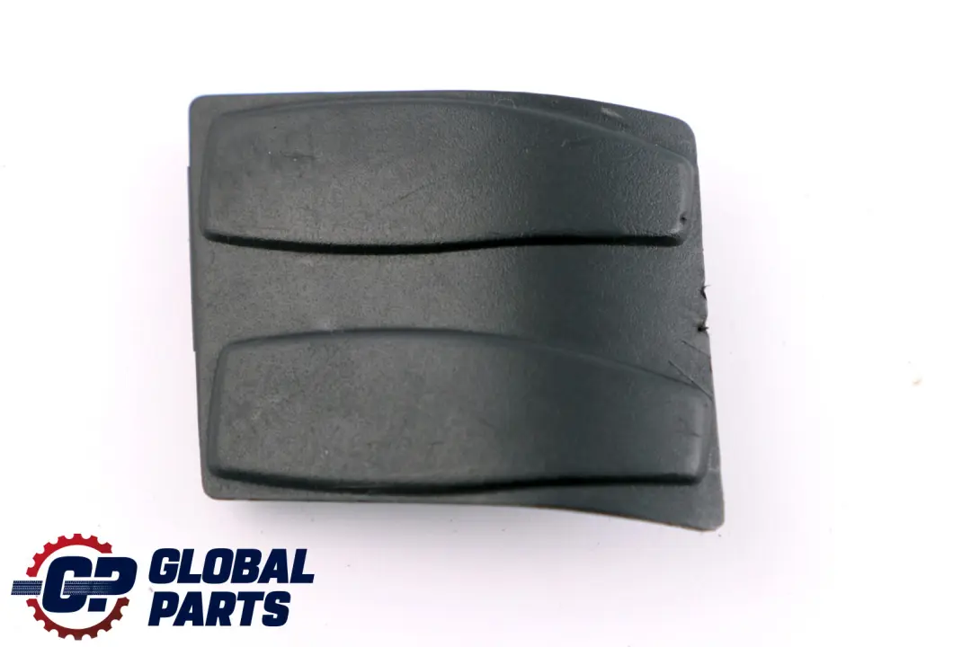 Revetement Helice Seuil de Chargement Droite pour BMW 1 E81 E87 E87N à propos du numéro de pièce 51477123334 BMW 1 E81 E87 E87N Revetement Helice Seuil de Chargement Droite - SKU 7123334 - Numéro de pièce 51477123334