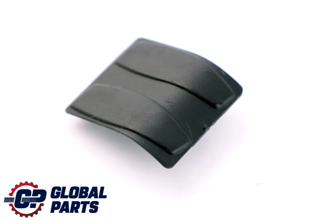 BMW E81 E87 E87N Copertura Collegamento a Vite Bordo Carico Destra - SKU 7123334 - Numero di parte 51477123334