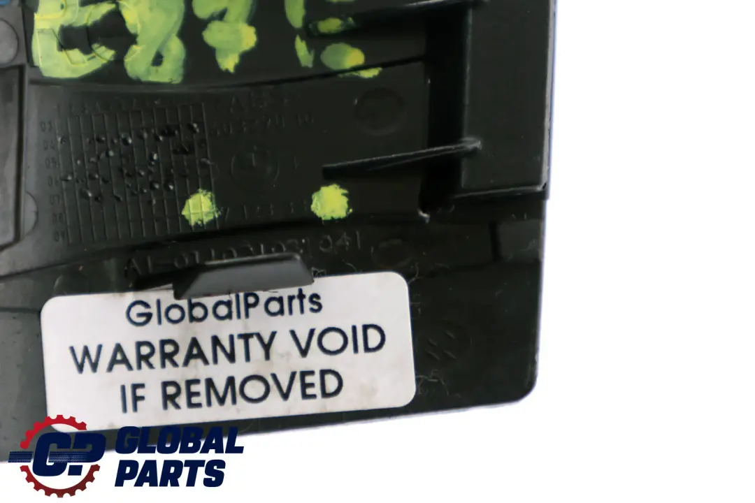 Tapa Roscada Sujetador Suelo Carga Borde Derecho para BMW E81 E87 E87N con número de pieza 51477123334 BMW E81 E87 E87N Tapa Roscada Sujetador Suelo Carga Borde Derecho - SKU 7123334 - Número de pieza 51477123334