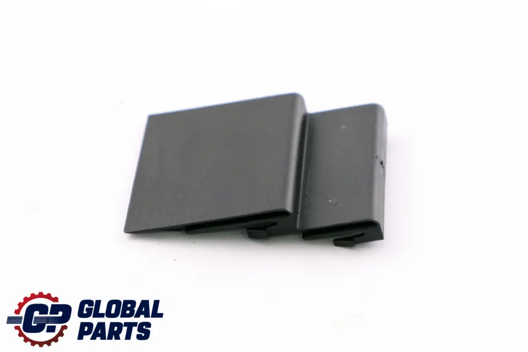 BMW E81 E87 E87N Couvercle LCI Fixation filetée pour arceau de sécurité - SKU 7123337 - Numéro de pièce 7123337