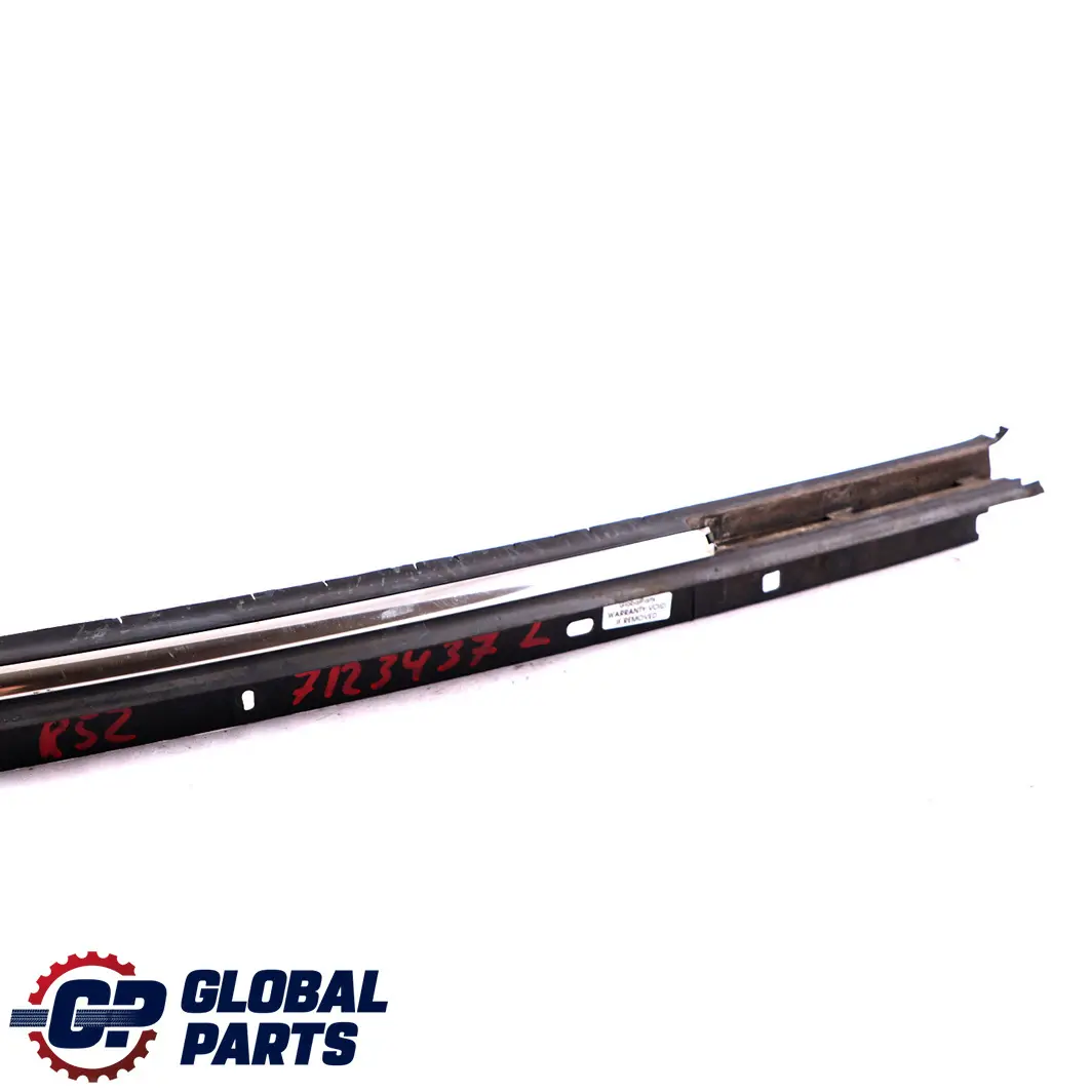 Verdeck Zierleiste Links für Mini Cabrio R52 mit Teilenummer 7123437 Mini Cabrio R52 Verdeck Zierleiste Links - SKU 7123437 - Teilenummer 7123437