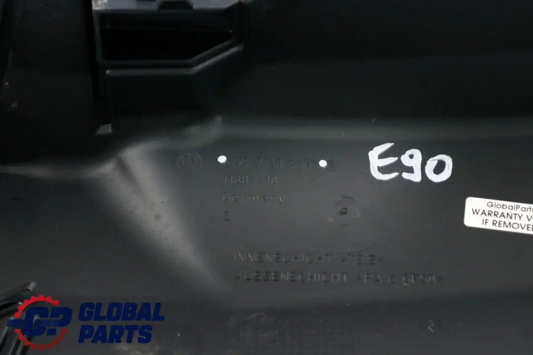 BMW E81 E87 E90 E91 E92 E93 Cache Moteur Essuie Glace Avant - SKU 7123449 - Numéro de pièce 7123449