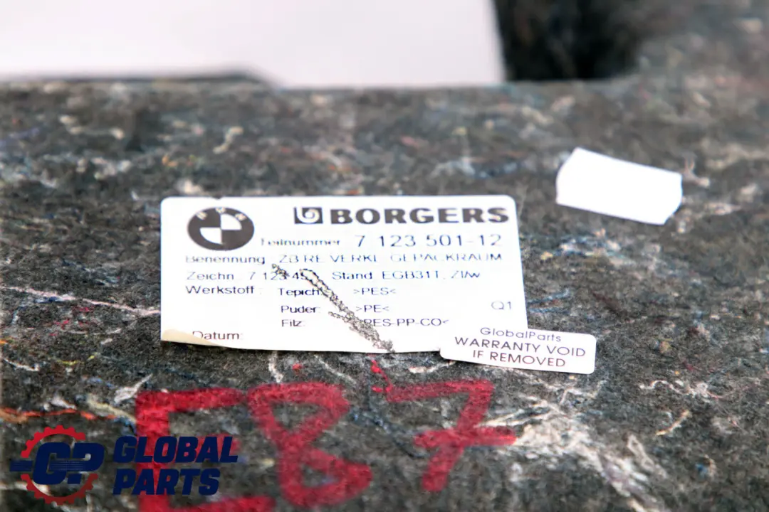 Tapicerka Boczek Bagażnika Prawy do BMW E81 E87 o numerze 51477123501 BMW E81 E87 Tapicerka Boczek Bagażnika Prawy - SKU 7123501 - Numer Części 51477123501