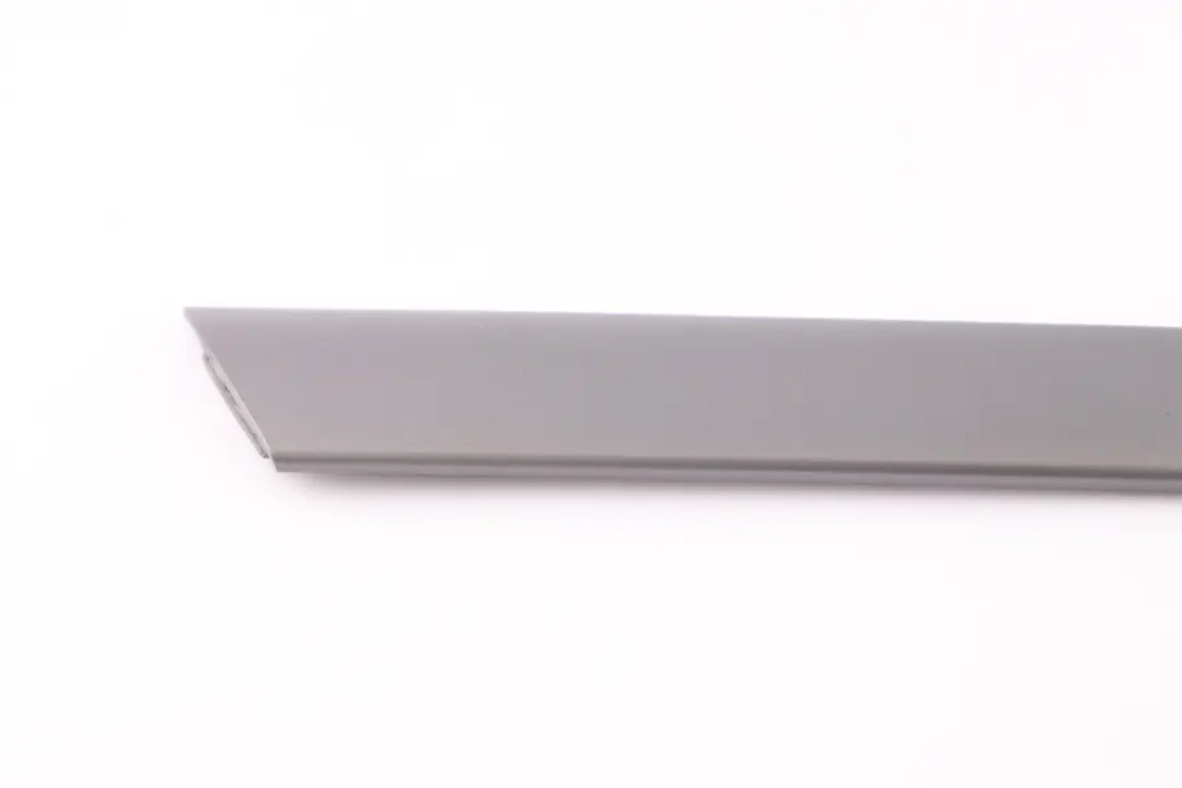 BMW Serie X5 E53 Tapa Interior Panel Trasero Derecho Grafito - SKU 7124654 - Número de pieza 8265480