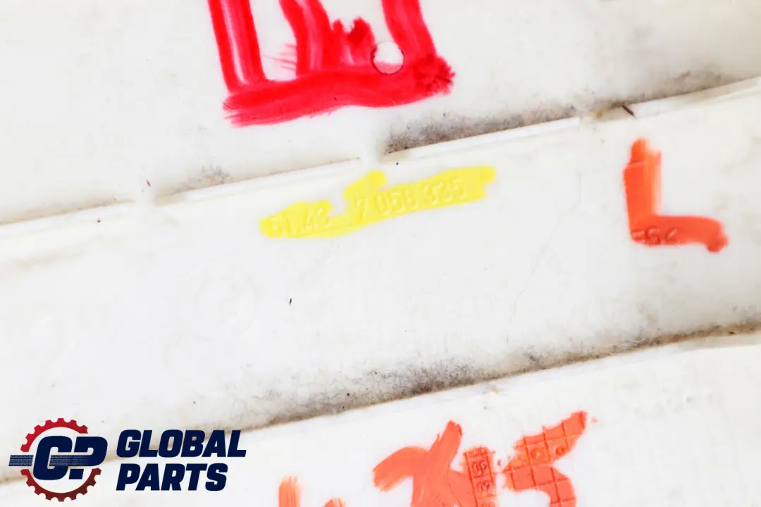 BMW E90 E90N E91 E91N LCI Blende B-Säule oben links GRAU - SKU 7124785 - Teilenummer 7124785