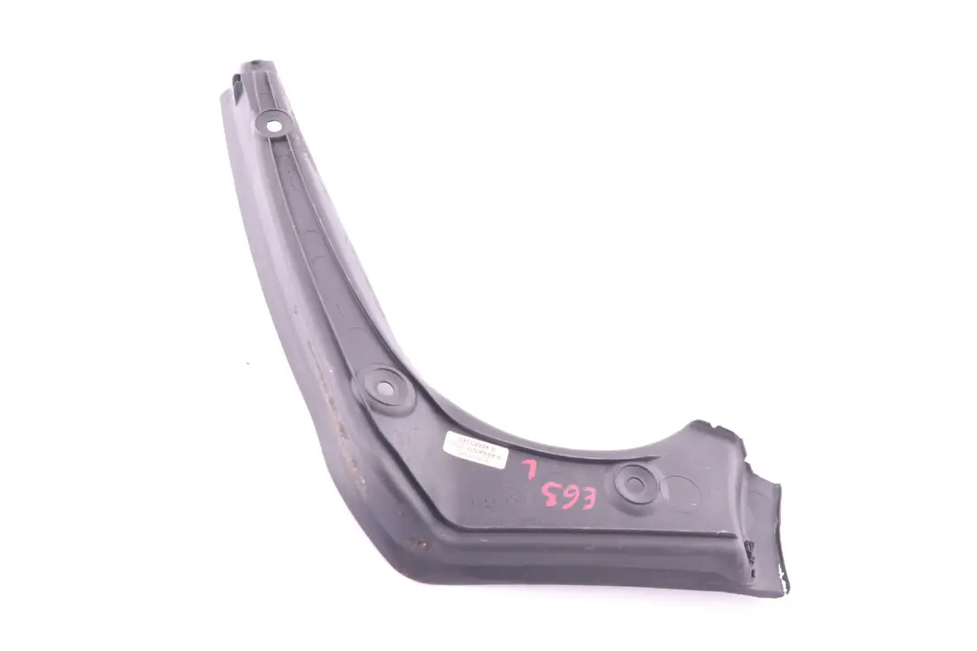 Osłona Rynienki Rynienka Klapy Lewa do BMW E63 o numerze 7124909 BMW E63 Osłona Rynienki Rynienka Klapy Lewa - SKU 7124909 - Numer Części 7124909