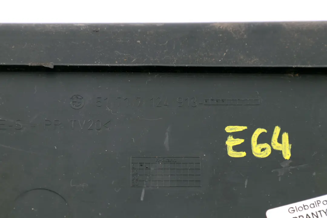 Couverture du Canal d'eau Arriere pour BMW E64 LCI Cabriolet à propos du numéro de pièce 7124913 BMW E64 LCI Cabriolet Couverture du Canal d'eau Arriere - SKU 7124913 - Numéro de pièce 7124913