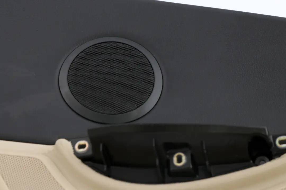 Left N/S Lateral Trim Panel Leather Cream Beige to BMW 6 Series E63 E64 Rear with Part number 7125031 BMW 6 Series E63 E64 Rear Left N/S Lateral Trim Panel Leather Cream Beige - SKU 7125031 - Part number 7125031