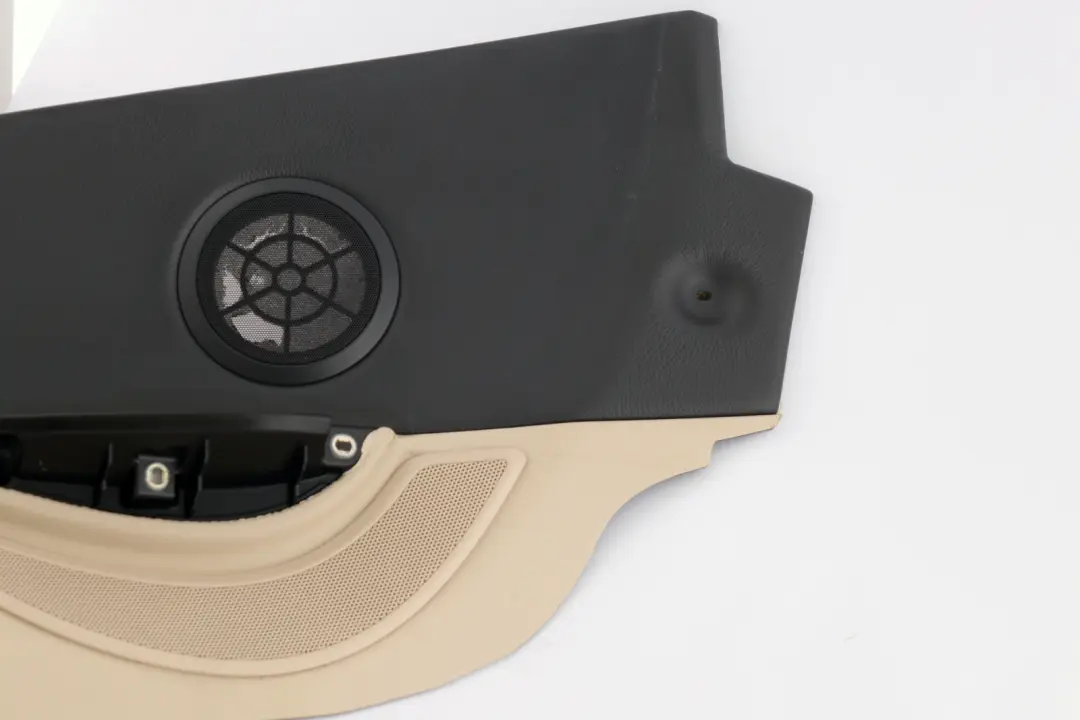 Right O/S Lateral Trim Panel Leather Cream Beige to BMW 6 Series E63 E64 Rear with Part number 7125032 BMW 6 Series E63 E64 Rear Right O/S Lateral Trim Panel Leather Cream Beige - SKU 7125032 - Part number 7125032