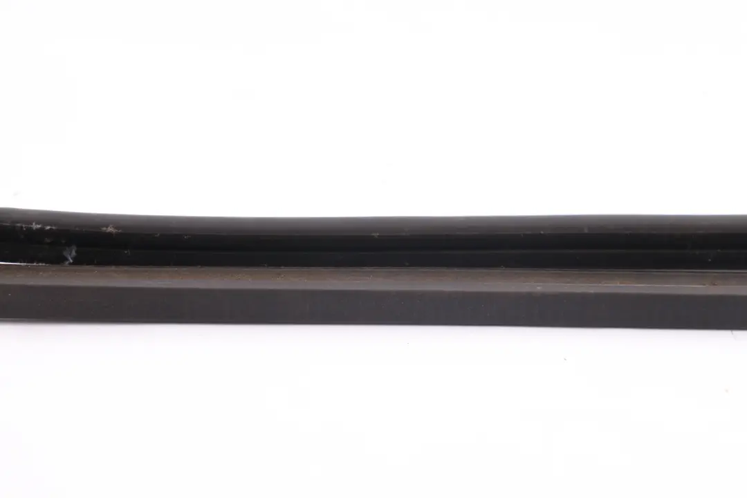 E64N LCI Rear Window Bottom Sealing Seal Folding Top to BMW 6 Series E64 with Part number 7125119 BMW 6 Series E64 E64N LCI Rear Window Bottom Sealing Seal Folding Top - SKU 7125119 - Part number 7125119