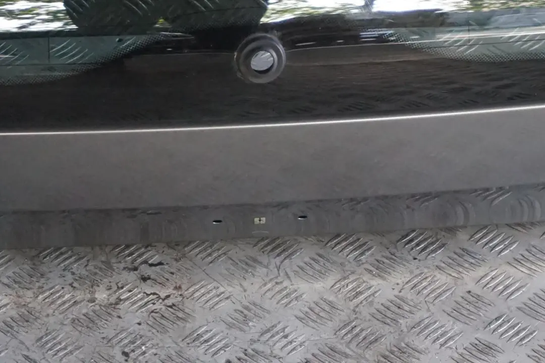 Klapa bagażnika pokrywa stahlgrau 400 do BMW E53 X5 o numerze 7126015 BMW E53 X5 Klapa bagażnika pokrywa stahlgrau 400 - SKU 7126015-STG - Numer Części 7126015