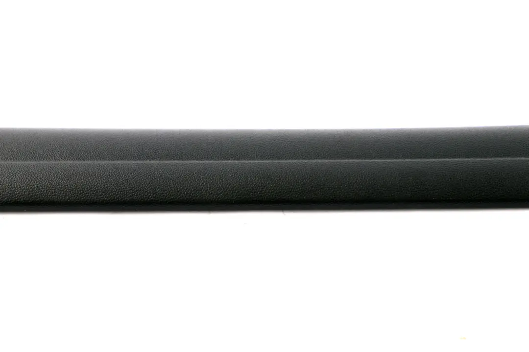 BMW E90 E91 Striscia Chiusura Porta Anteriore Copertura In Plastica Nera - SKU 7126465 - Numero di parte 7058149