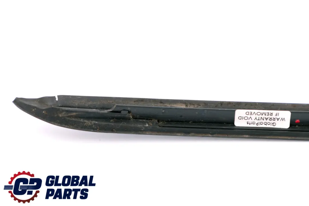 BMW E90 E91 LCI Striscia di rivestimento parabrezza a goccia anteriore sinistro - SKU 7126939-SM - Numero di parte 7126939