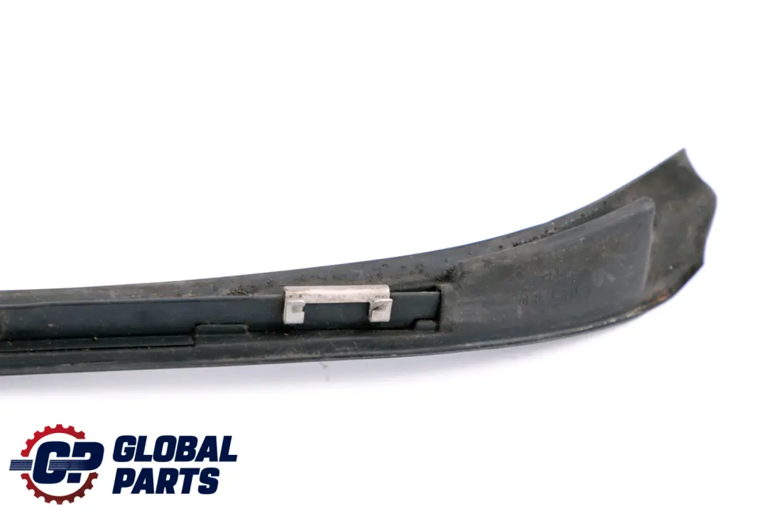 BMW E90 E91 LCI Striscia di rivestimento parabrezza a goccia anteriore sinistro - SKU 7126939-SM - Numero di parte 7126939