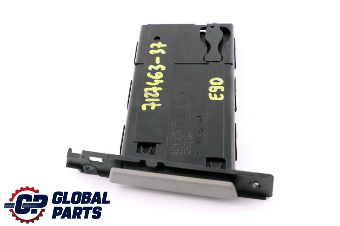 Passenger's Cup Drink Holder Left to BMW 3 Series E90 E91 E92 E93 LCI with Part number 7127463 BMW 3 Series E90 E91 E92 E93 LCI Passenger's Cup Drink Holder Left - SKU rhd-7127463-37 - Part number 7127463