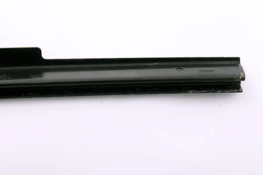 Posteriore Pannello Binario di Guida per Mini Cooper R50 R52 R56 R57 con numero di parte 7127744 Mini Cooper R50 R52 R56 R57 Posteriore Pannello Binario di Guida - SKU 7127744 - Numero di parte 7127744