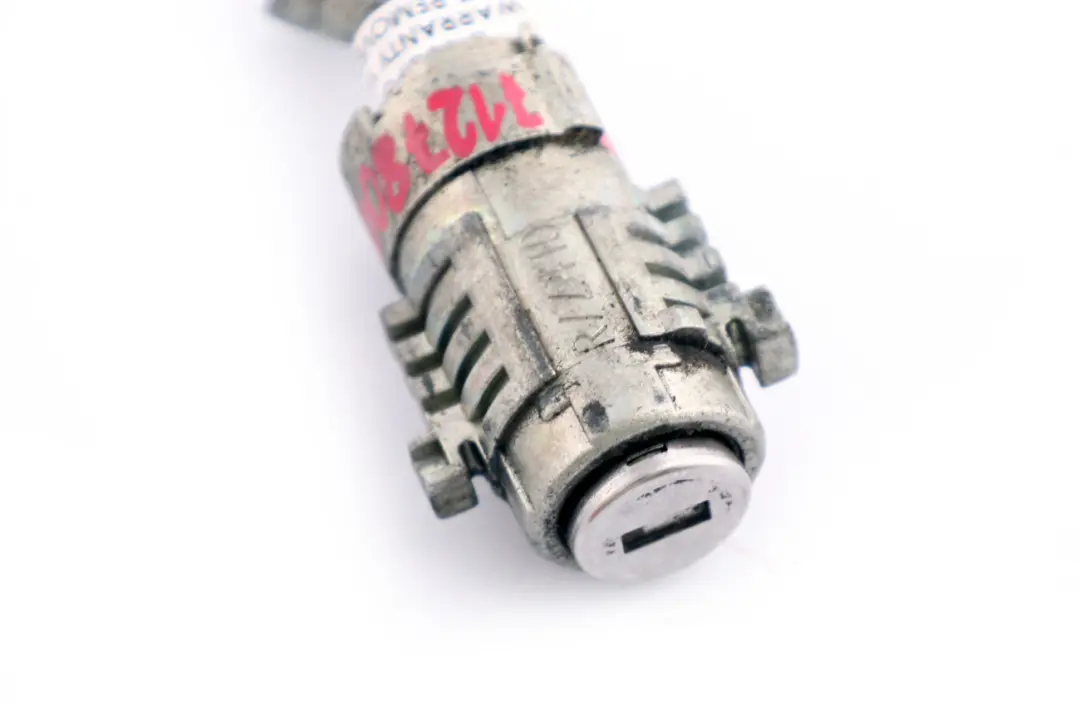 Reihe E60 E60N E61 E61N LCI Türschloss vorne rechts 5121 für BMW 5 mit Teilenummer 7127800 BMW 5 Reihe E60 E60N E61 E61N LCI Türschloss vorne rechts 5121 - SKU 7127800 - Teilenummer 7127800