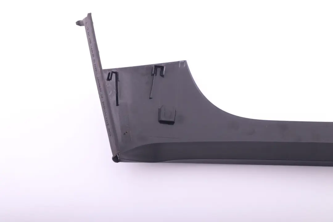 Tapa Panel Tronco Tapa Trasera Derecha Negro para BMW E91 con número de pieza 7127882 BMW E91 Tapa Panel Tronco Tapa Trasera Derecha Negro - SKU 7127882 - Número de pieza 7127882