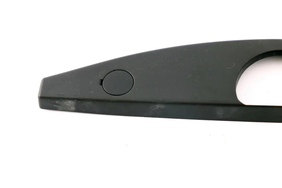 3er E91 E91N Verkleidung Heckklappe/Schliesssystem Schwarz für BMW mit Teilenummer 7127883 BMW 3er E91 E91N Verkleidung Heckklappe/Schliesssystem Schwarz - SKU 7127883 - Teilenummer 7127883