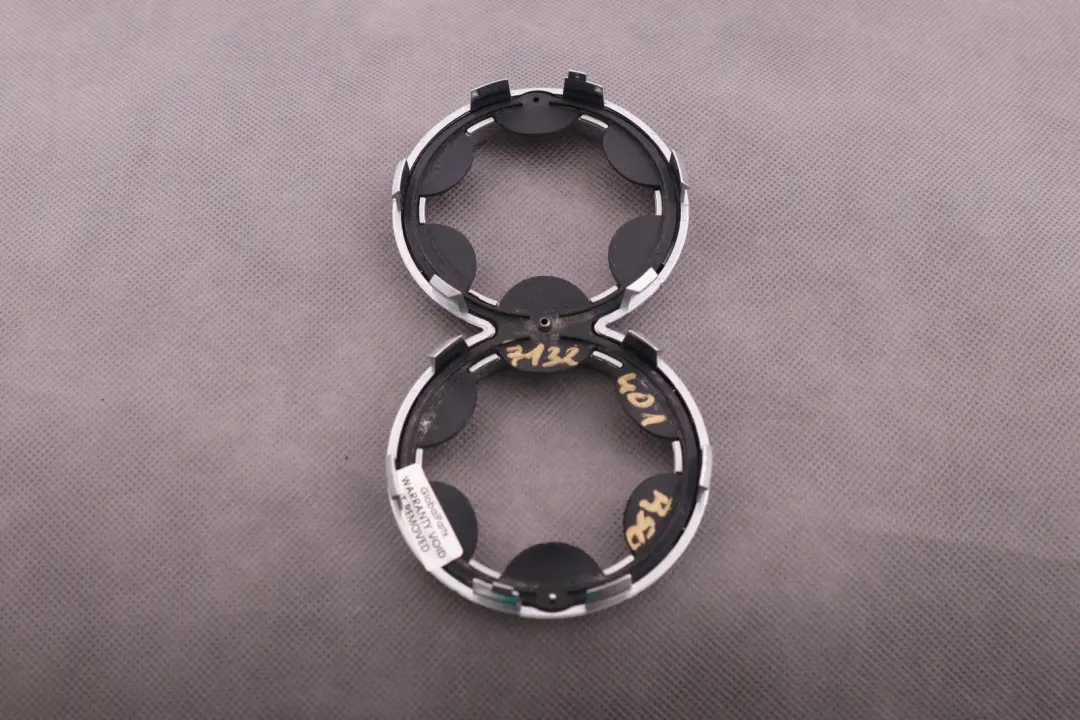 Bague Finition Chromée Pour Porte-Gobelet pour Mini R50 R52 R53 à propos du numéro de pièce 7127915 Mini R50 R52 R53 Bague Finition Chromée Pour Porte-Gobelet - SKU 7127915 - Numéro de pièce 7127915