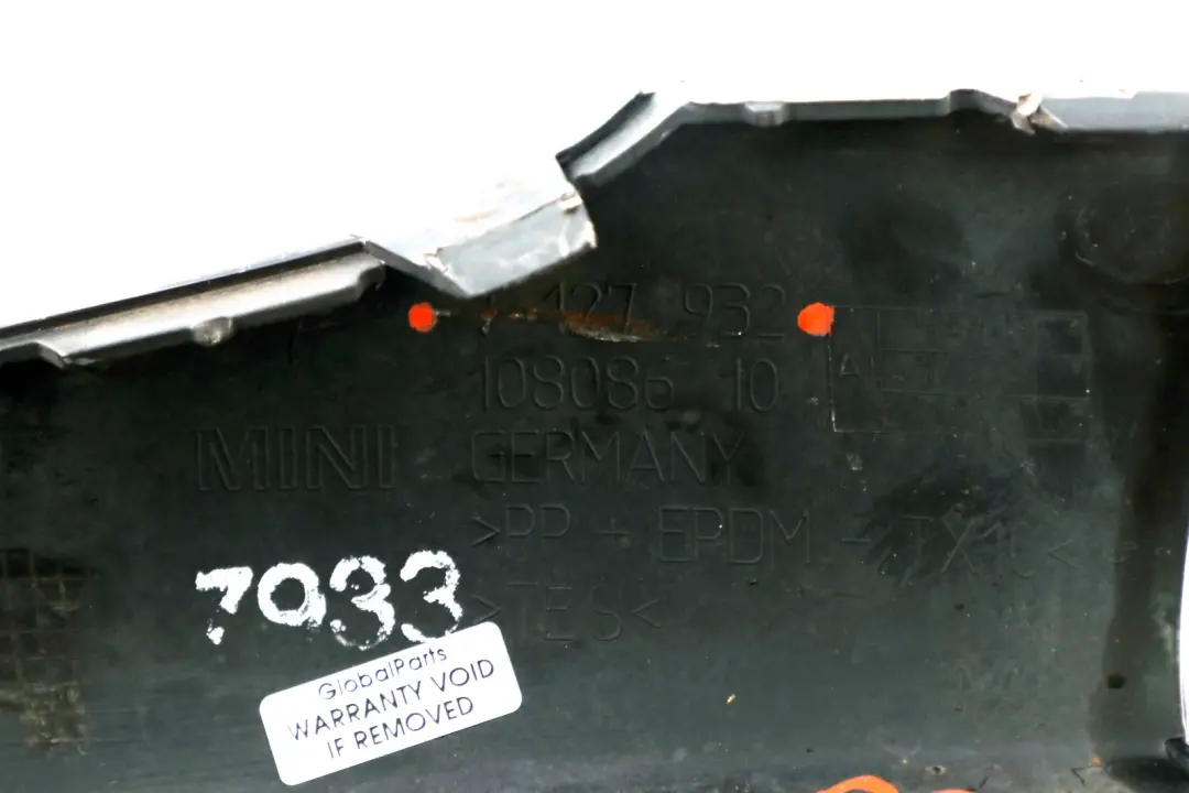 Stoßstange unten Mitte Spoiler Trim für Mini One R50 R52 mit Teilenummer 7127932 Mini One R50 R52 Stoßstange unten Mitte Spoiler Trim - SKU 7127932 - Teilenummer 7127932
