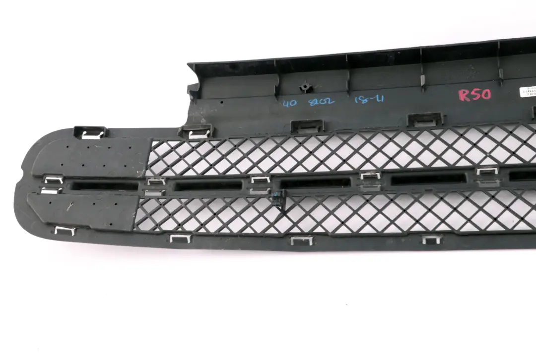 Front Bumper Grille Mini R50 R52 Bumper Grid Trim Panel Cover to with Part number 7127933 Front Bumper Grille Mini R50 R52 Bumper Grid Trim Panel Cover - SKU 7127933 - Part number 7127933