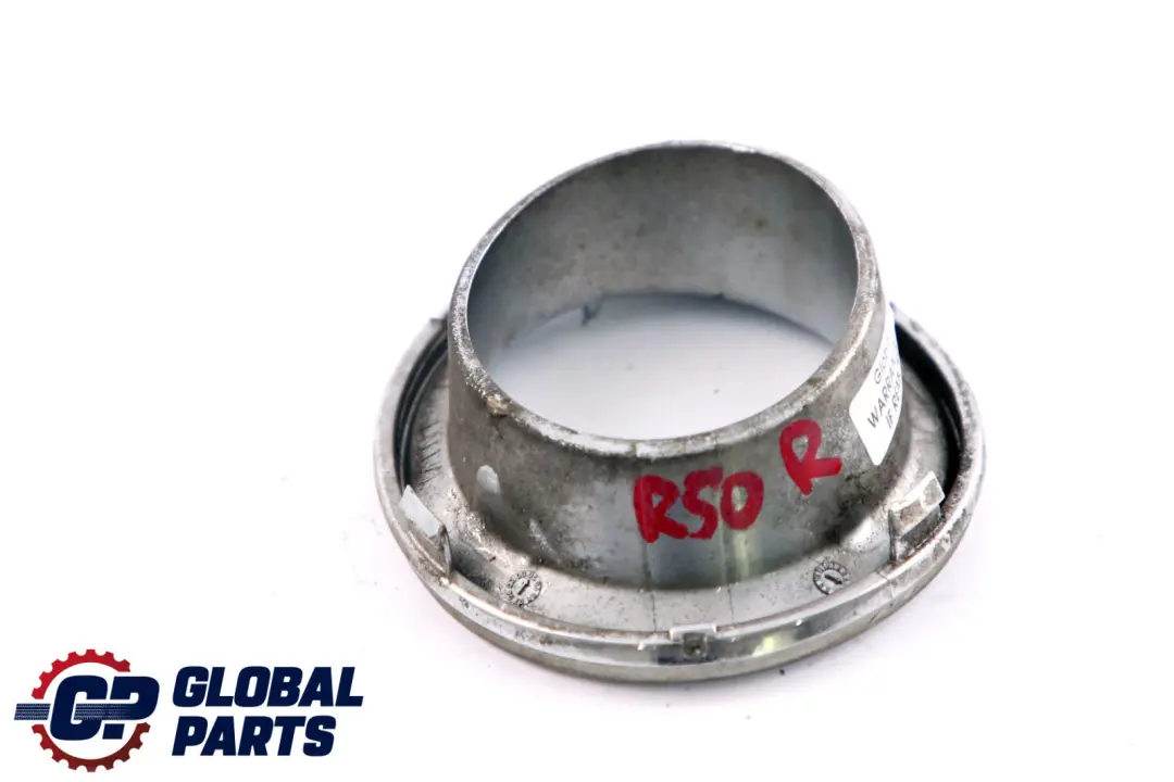 Cache anneau anti-brouillard droit chrome pour Mini Cooper One R50 R52 à propos du numéro de pièce 7127942 Mini Cooper One R50 R52 Cache anneau anti-brouillard droit chrome - SKU 7127942 - Numéro de pièce 7127942