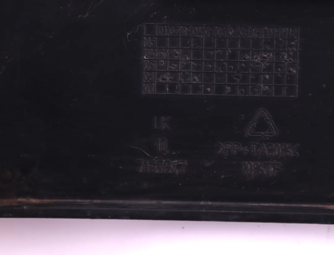 Cache De Plaque D'Immatriculation Avant pour Mini Cooper R50 R52 à propos du numéro de pièce 7127947 Mini Cooper R50 R52 Cache De Plaque D'Immatriculation Avant - SKU 7127947 - Numéro de pièce 7127947