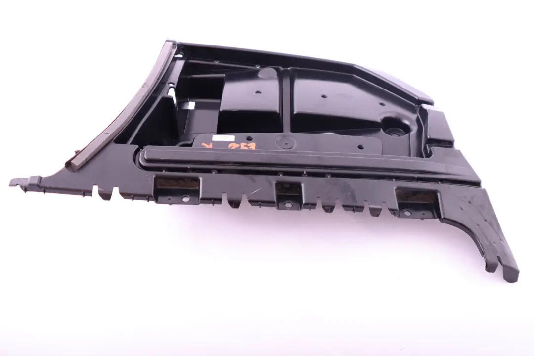 Prowadnica Ślizg Mocowanie Zderzaka Prawy Tył do BMW E92 E93 o numerze 7128246 BMW E92 E93 Prowadnica Ślizg Mocowanie Zderzaka Prawy Tył - SKU 7128246 - Numer Części 7128246