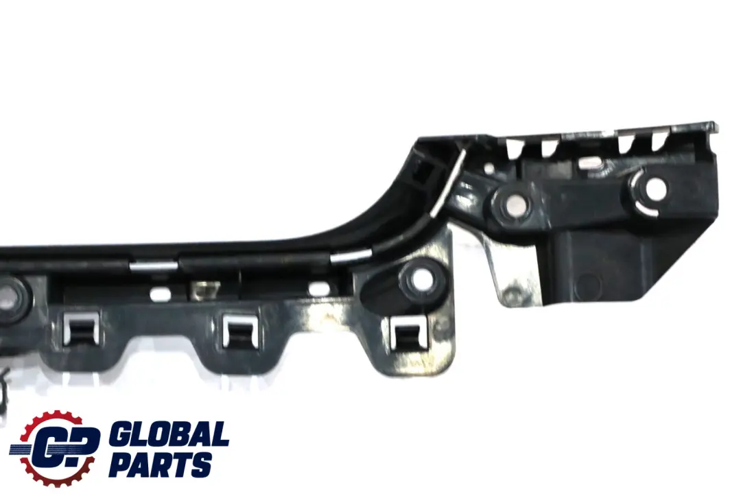 Guía Central Trasera Parachoques Central Soporte para BMW E92 con número de pieza 51127128247 BMW E92 Guía Central Trasera Parachoques Central Soporte - SKU 7128247 - Número de pieza 51127128247