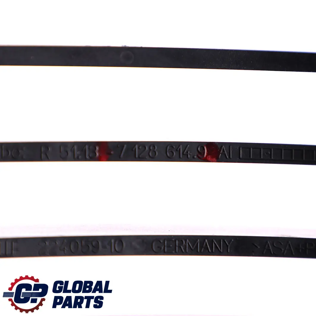 Front Right Trim Kidney Grille O/S Chrome to BMW 1 Series 1 E81 E87 LCI with Part number 7128614 BMW 1 Series 1 E81 E87 LCI Front Right Trim Kidney Grille O/S Chrome - SKU 7128614-1 - Part number 7128614