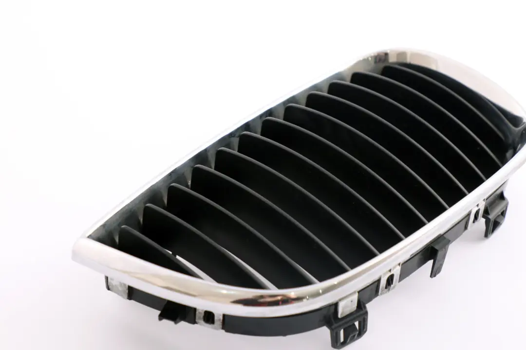 Front Right Trim Kidney Grille O/S Chrome to BMW E81 E87 E87N LCI with Part number 7128614 BMW E81 E87 E87N LCI Front Right Trim Kidney Grille O/S Chrome - SKU 7128614 - Part number 7128614